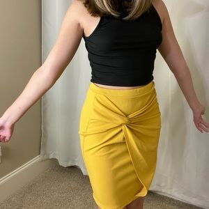 yellow skirt